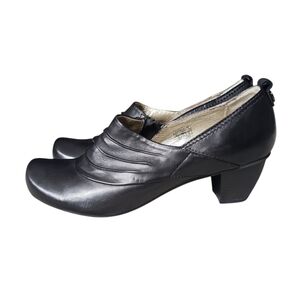 Gerry Weber Black Leather Booties Pull On Round Toe Low Heel